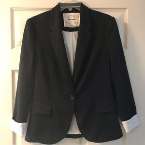 Black Cartonnier blazer from Anthropologie sz M